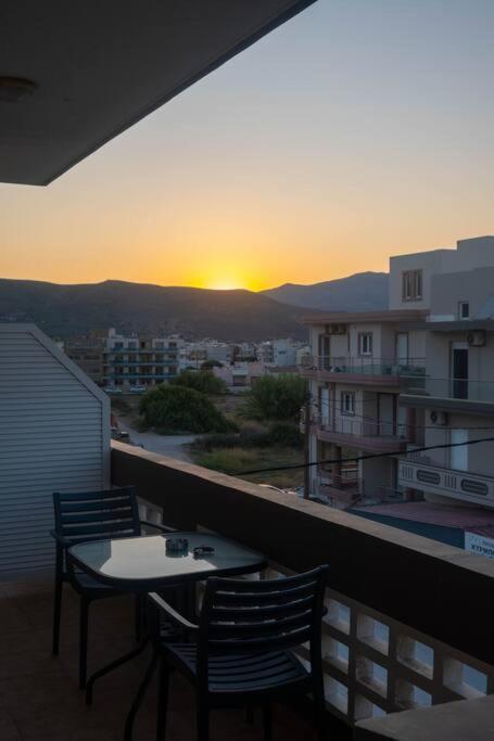 Smell Of The Sea Apartment Kissamos Ngoại thất bức ảnh
