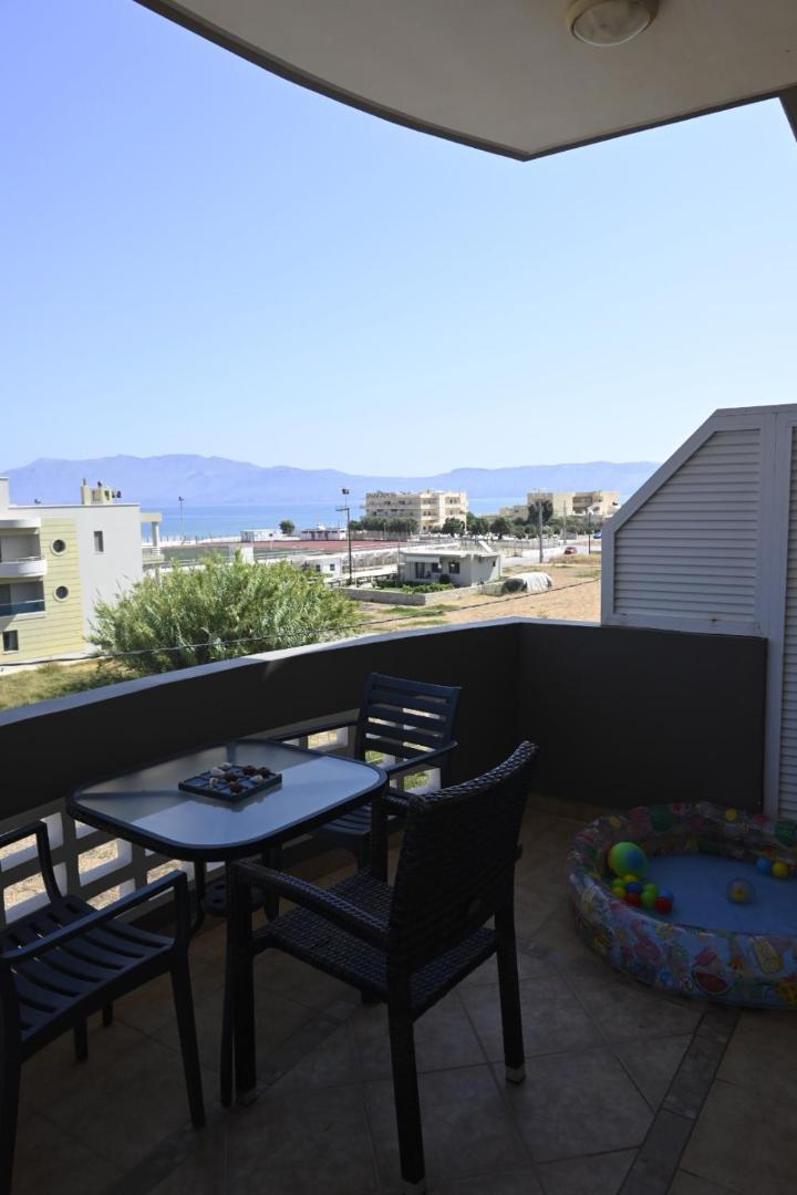 Smell Of The Sea Apartment Kissamos Ngoại thất bức ảnh